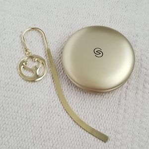 🔥3/$15 NEW!! Compact and bookmark